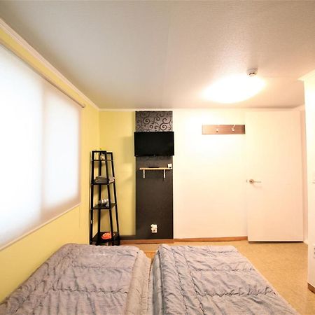 Twin Panda Guesthouse Сеул Екстериор снимка