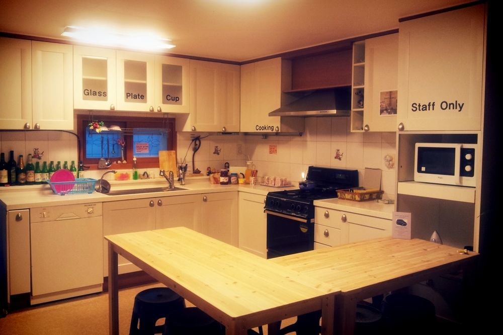 Twin Panda Guesthouse Сеул Екстериор снимка